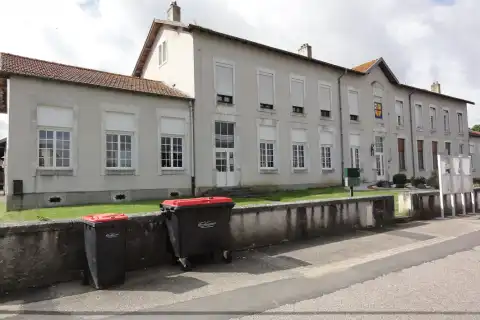 Haraucourt (M-et-M) mairie - écoles