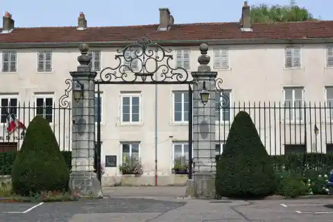 Mairie de Lay-Saint-Christophe