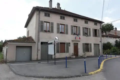 Neuviller-sur-Moselle, (M-et-M) mairie