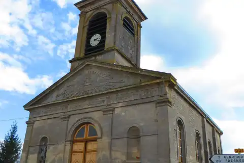 Villers-sur-Meuse L'église Saint-Vanne
