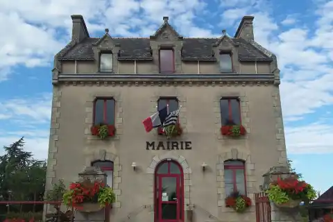 Mairie de la commune de Loyat, dans le Canton de Ploërmel