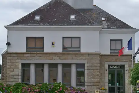 Mairie de la commune de Sainte-Hélène, dans le Morbihan