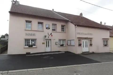 Bettborn (Moselle) mairie - salle des fêtes