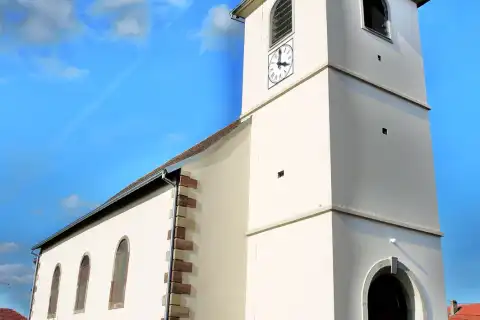 Eglise saint Adelphe du village de Languimberg
