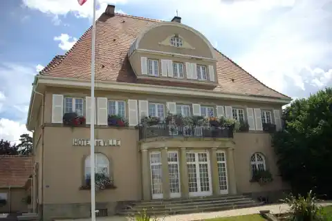 Hôtel de ville de Sarrebourg (Moselle, France)
