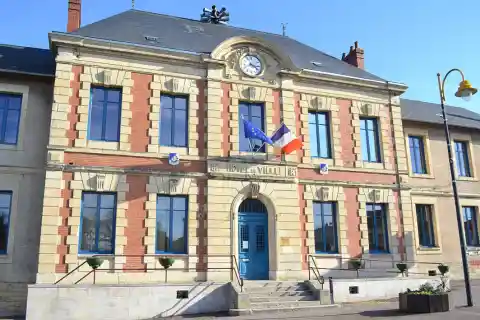 Mairie de Guérigny (Nièvre)