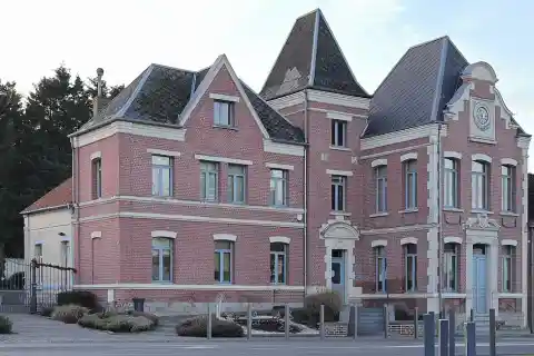 Mairie d'Aubencheul-au-Bac