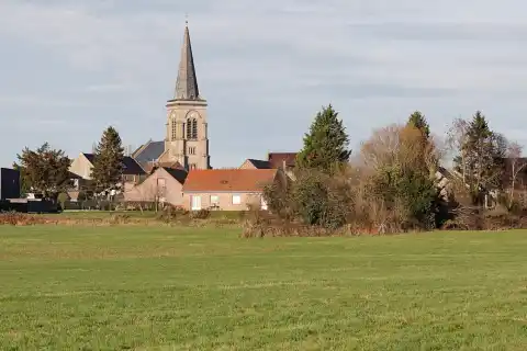 Fressain - Eglise vue du sud
