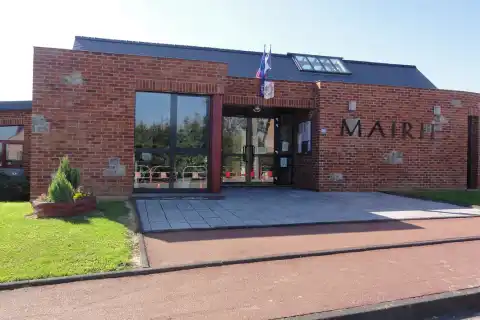 Obies (Nord, Fr) mairie