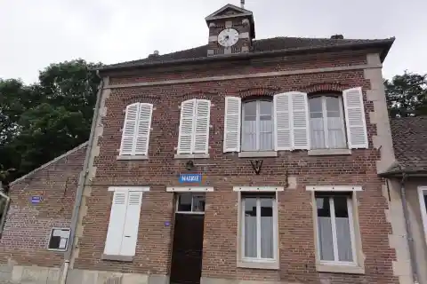 Le Fayel (Oise), la mairie