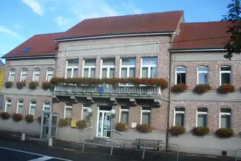 Vue de la mairie de Festubert