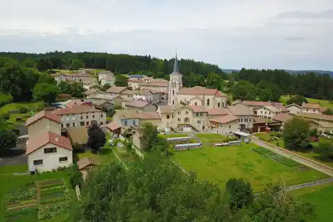 Vue de Saint-Bonnet-le-Bourg