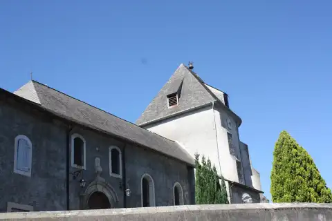 Église Saint-Saturnin de Loubajac