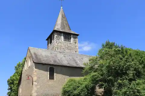 Église Saint-Michel de Saint-Paul (Hautes-Pyrénées)
