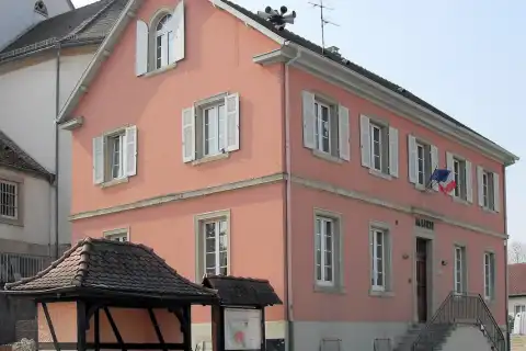 La mairie et l'ancienne école de Rantzwiller
