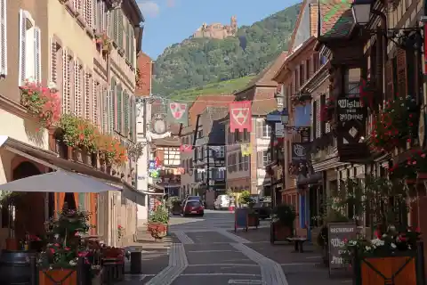 Alsace, Haut-Rhin, Ribeauvillé, Grand’Rue