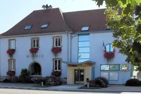 La mairie de Vogelgrun