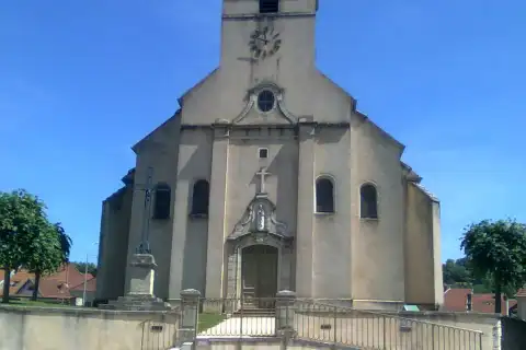 L'église de la Nativité-de-Notre-Dame d'Arc-lès-Gray