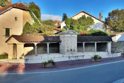 Fontaine de Boult (Haute-Saône, France)