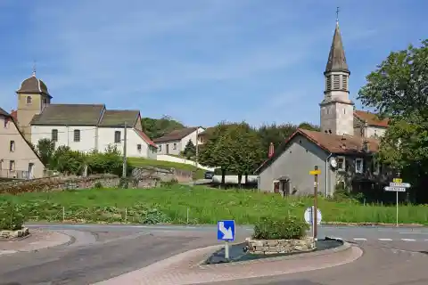 Les deux églises de Chagey