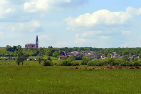 Vue du village de Hautevelle (Haute-Saône, France)