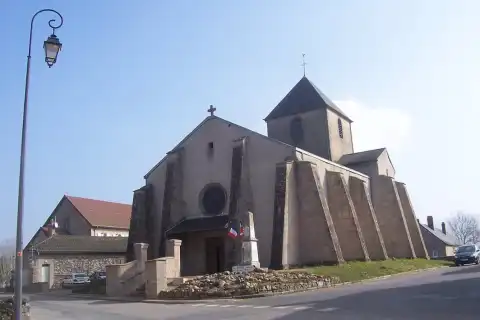 Église Saint-Julien de Laizy (Saône-et-Loire)