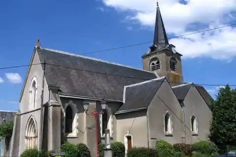 L'église de Souvigné-sur-Sarthe, Sarthe, France
