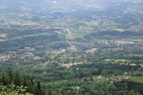 Vue aérienne de Bonne (Haute-Savoie, France)