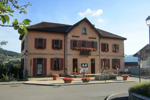Mairie de Burdignin (Haute-Savoie)