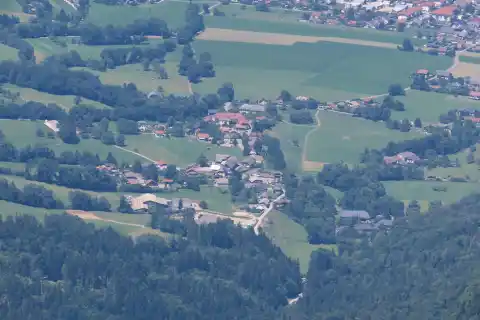 Chevaline depuis la pointe du Velan, Giez, Haute-Savoie, France
