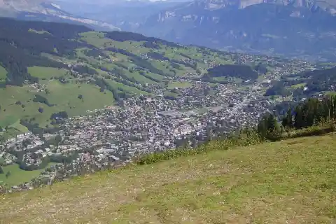 Vue de Megève depuis Rochebrune (altitude approximative 1750 mètres)