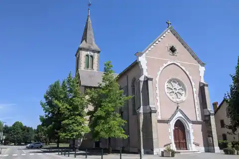 Église Saint-François-de-Sales de Vallières-sur-Fier (Haute-Savoie, France)
