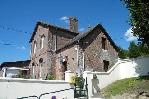 Aubermesnil-aux-Erables, Seine-Maritime, France, Mairie