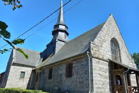 Église Saint-Remi de Belmesnil (église située en Seine-Maritime, en France)