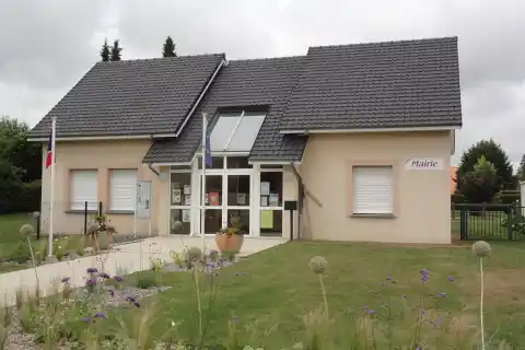 Bornambusc (Seine-Mar.) mairie