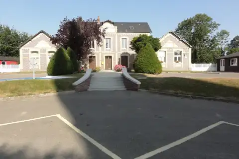 Hattenville (Seine-Mar.) mairie-école