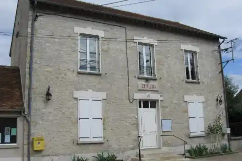 Mairie de Burcy. (département de Seine-et-Marne, région Île-de-France)