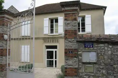 Mairie de Fromont. (département de Seine-et-Marne, région Île-de-France)
