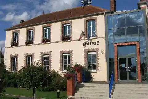 Mairie de Longueville. (département de la Seine et Marne, région Île-de-France)