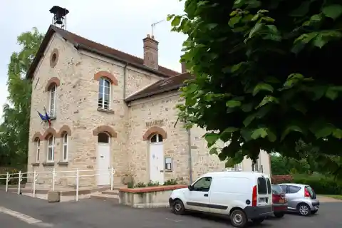 Ville-Saint-Jacques (Seine-et-Marne, France)