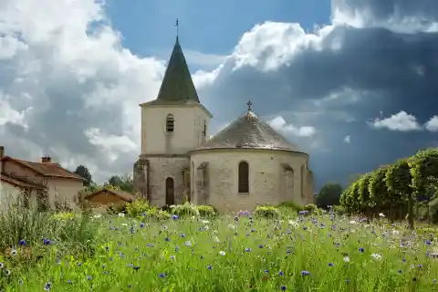 Saint-Germier 79 église vue Est