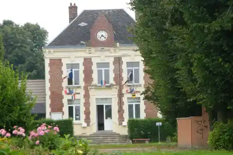 Mairie de Biaches, Somme, France