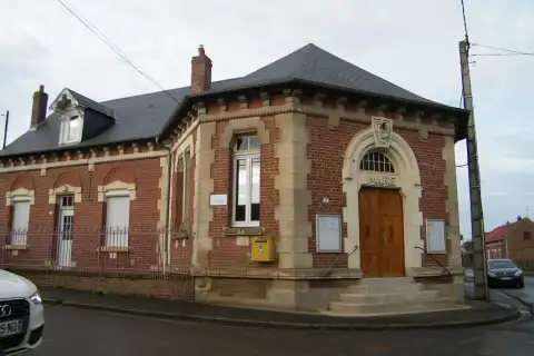 Vue de Damery