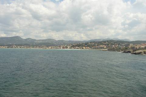 Vue de la ville deSix-Fours-les-Plages dans le Var