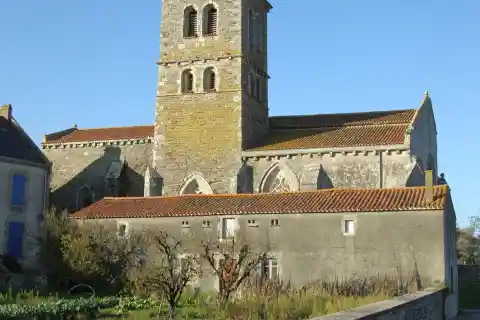 Église Notre-Dame-de-l'Assomption de Menomblet, (Inscrit, 1991)