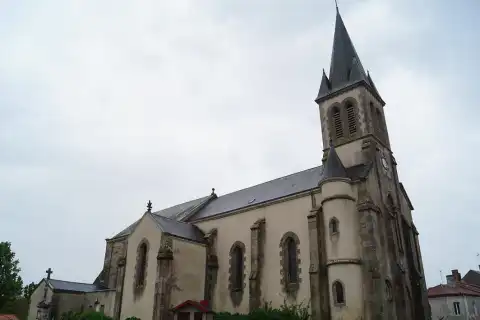 L’église Saint-Jean-Baptiste de La Merlatière