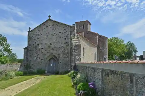 Église Saint-Christophe de Mesnard-la-Barotière - Vendée