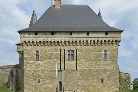 Château féodal de Sigournais - Vendée