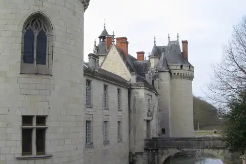 Le château de Dissay en avril 2010