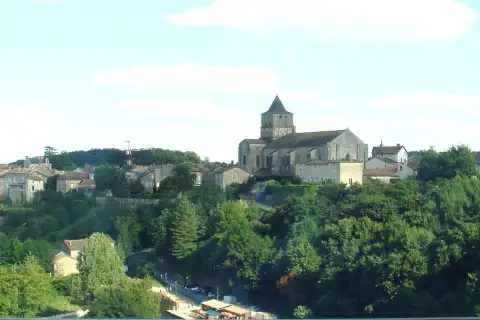 Vue de Lusignan